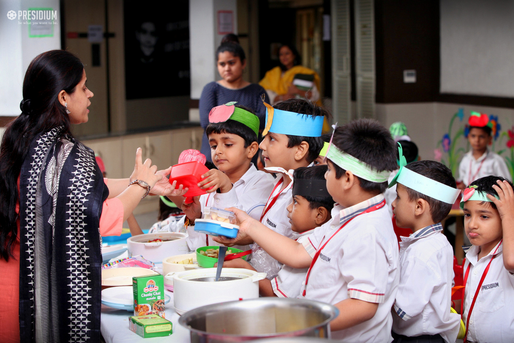 Presidium Gurgaon-57, PRESIDIANS LEARN TO MAKE SALADS FOR A BALANCED DIET