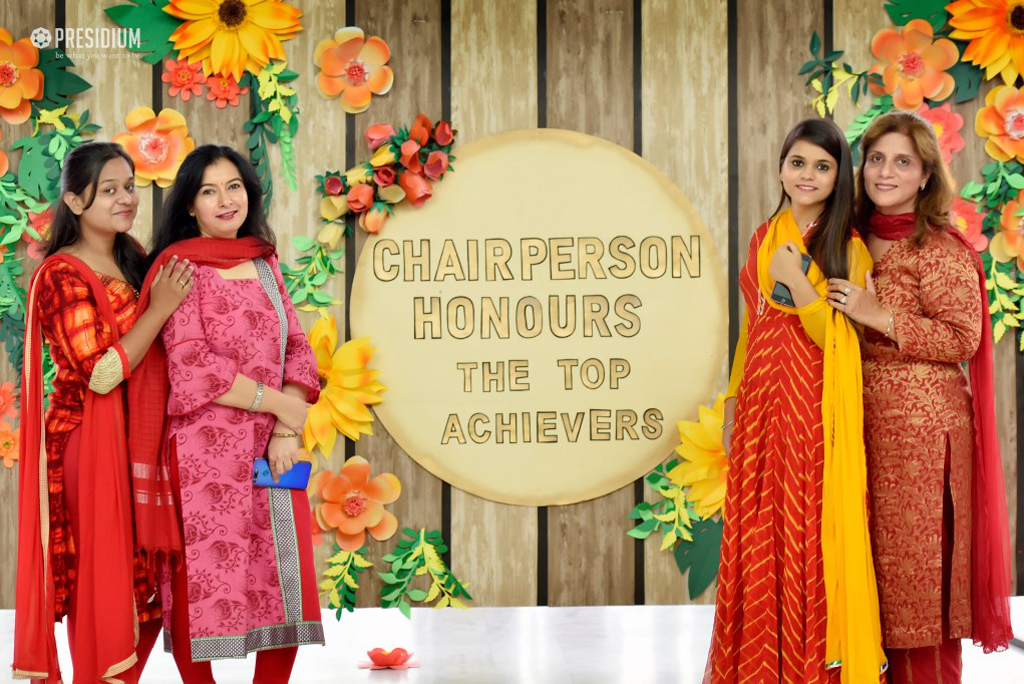 Presidium Punjabi Bagh, MRS. SUDHA GUPTA  HONOURS TEACHERS  AT CHAIRPERSON HONOURS