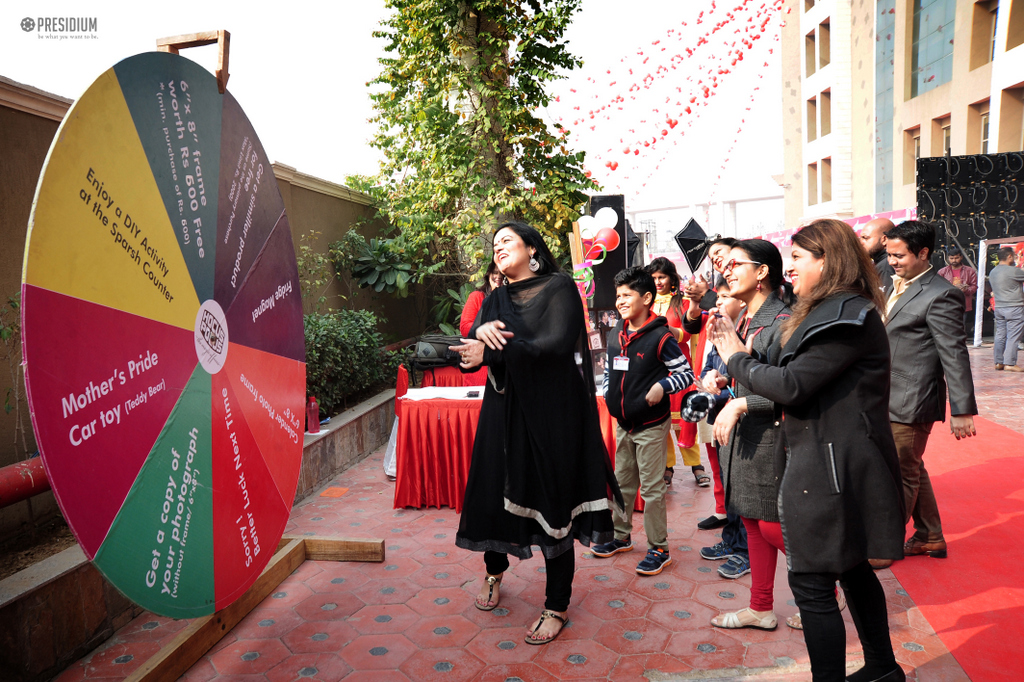 Presidium Gurgaon-57, CHRISTMAS FERVOUR AND MAGIC SPREADS AT THE CHRISTMAS CARNIVAL