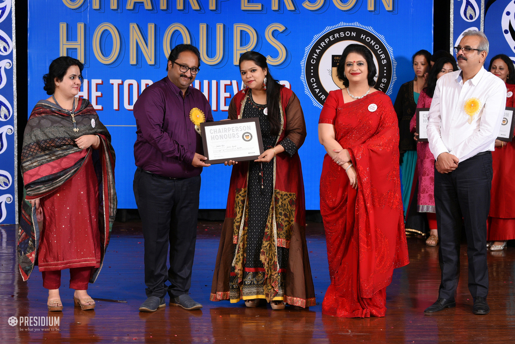 Presidium Punjabi Bagh, RESPECTED SUDHA MA’AM AWARDS LEADERS AT CHAIRPERSON HONOURS