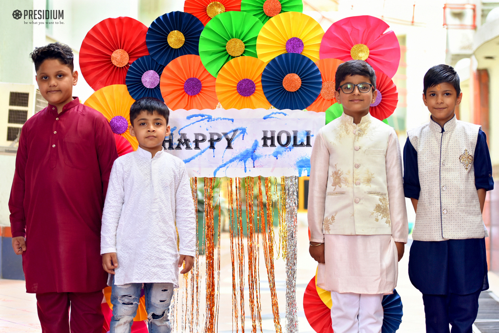 Presidium Punjabi Bagh, PRESIDIANS DRENCH IN THE COLOURS OF LOVE ON THE FESTIVAL OF HOLI