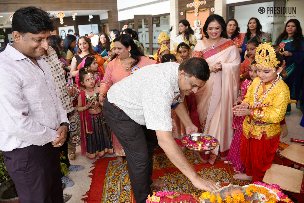 Presidium Rajnagar, SUDHA MA’AM JOINS PRESIDIANS FOR JANMASHTAMI CELEBRATIONS